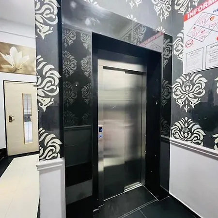 Skerdi's Charm Apartman Tirana