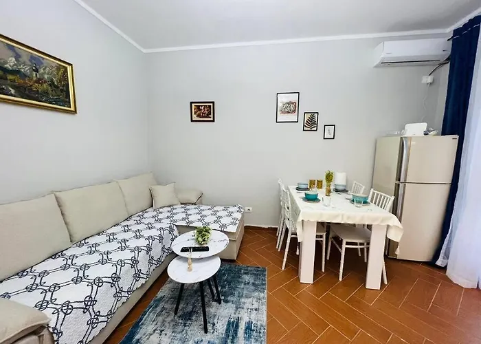 Skerdi's Charm * 티라나